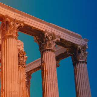 CloudDog has a working methodology to guarantee customers an efficient architecture in the cloud with the 6 pillars of the Well Architected Framework.